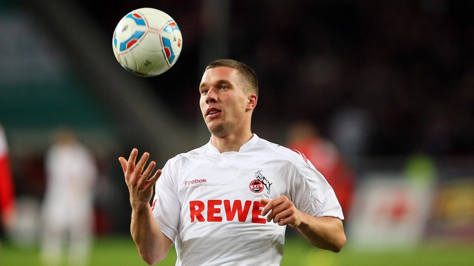 巴西队在南美预赛中占据领先位置